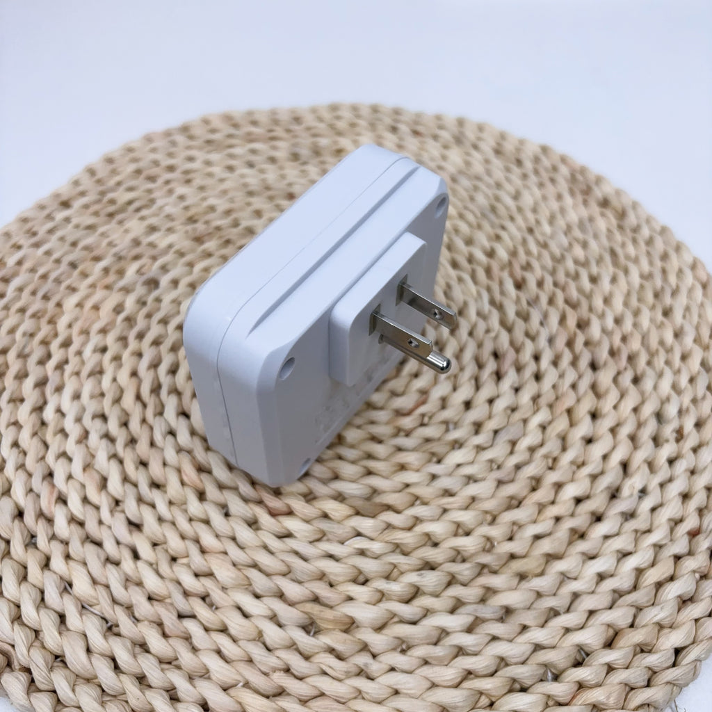 美国标准转换插座，一转五旅行便携转换插座，110V~240V宽电压。